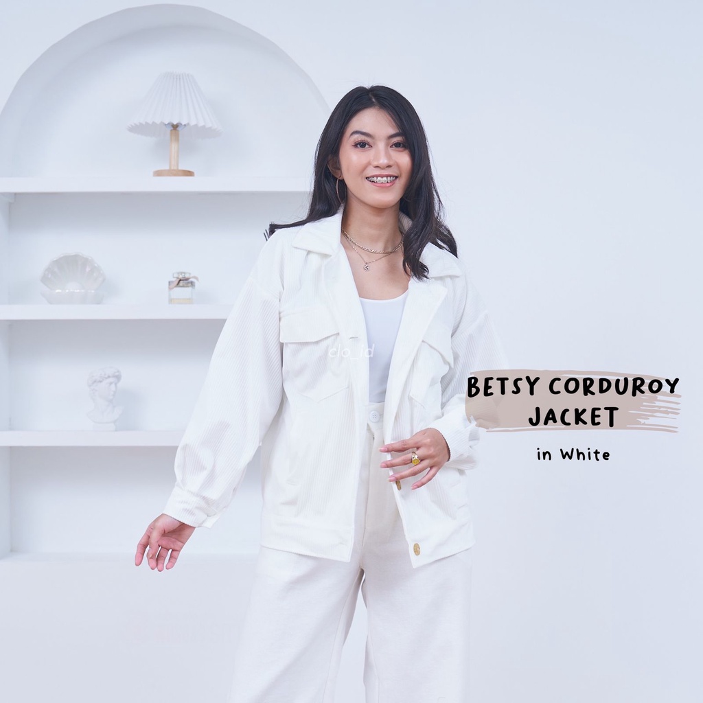 HAICLO Betsy Corduroy Jacket-White