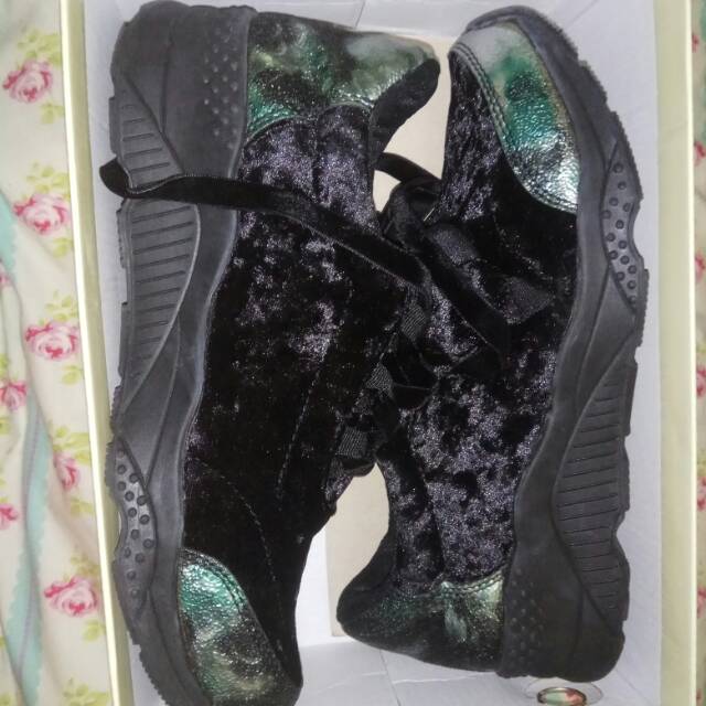 Sepatu Something Borrowed ukuran 41