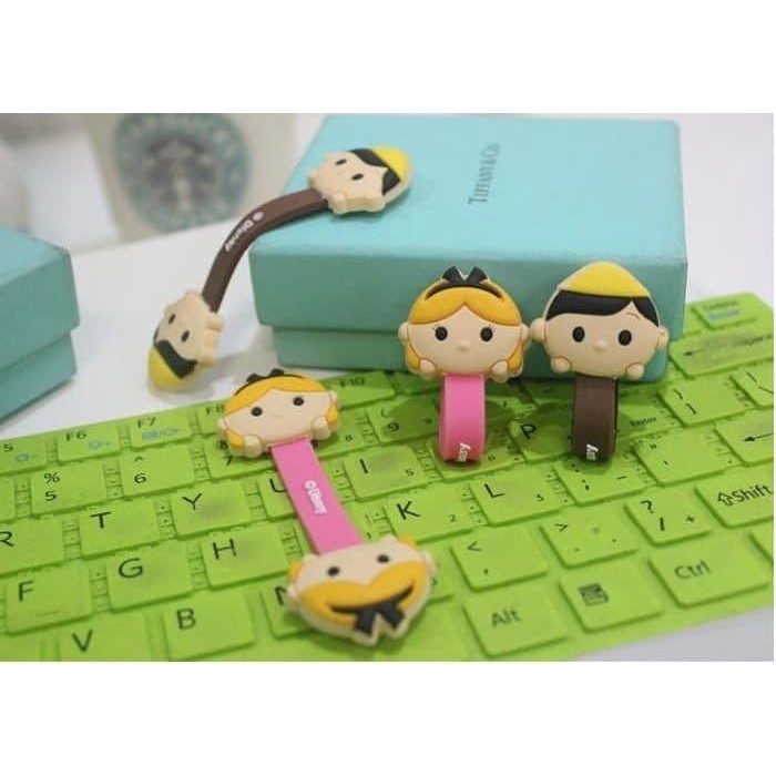 Termanis Disney Tsumtsum Cord Holder/Penjepit Kabel/Klip Kabel/Pengikat Kabel Meriah