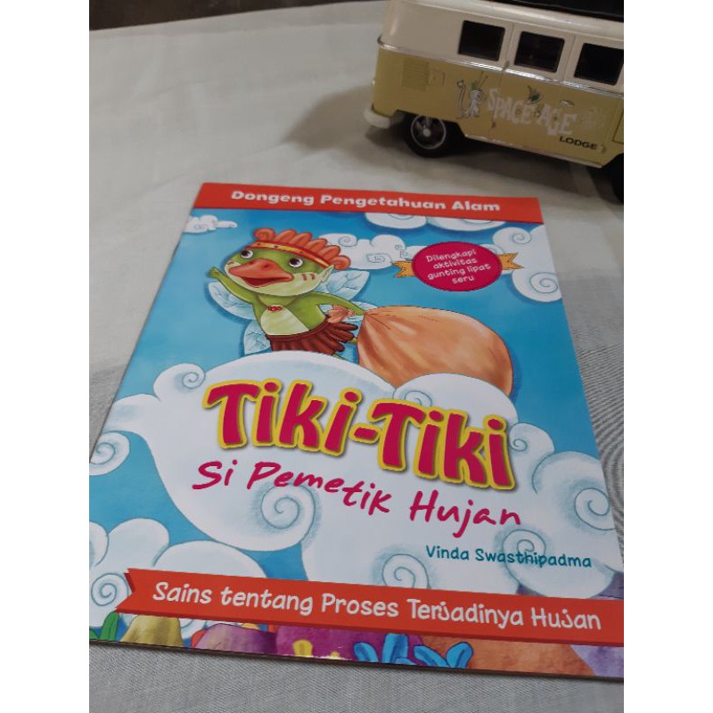 Buku anak sains tentang proses terjadinya hujan