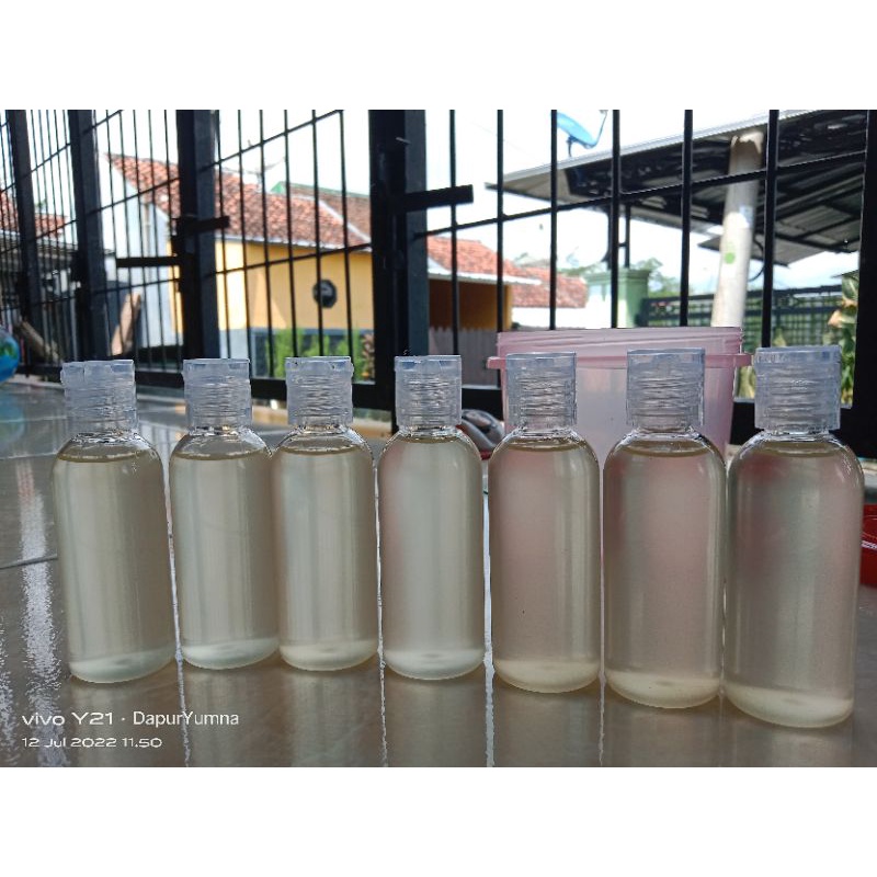 

minyak keletik kelapa hijau