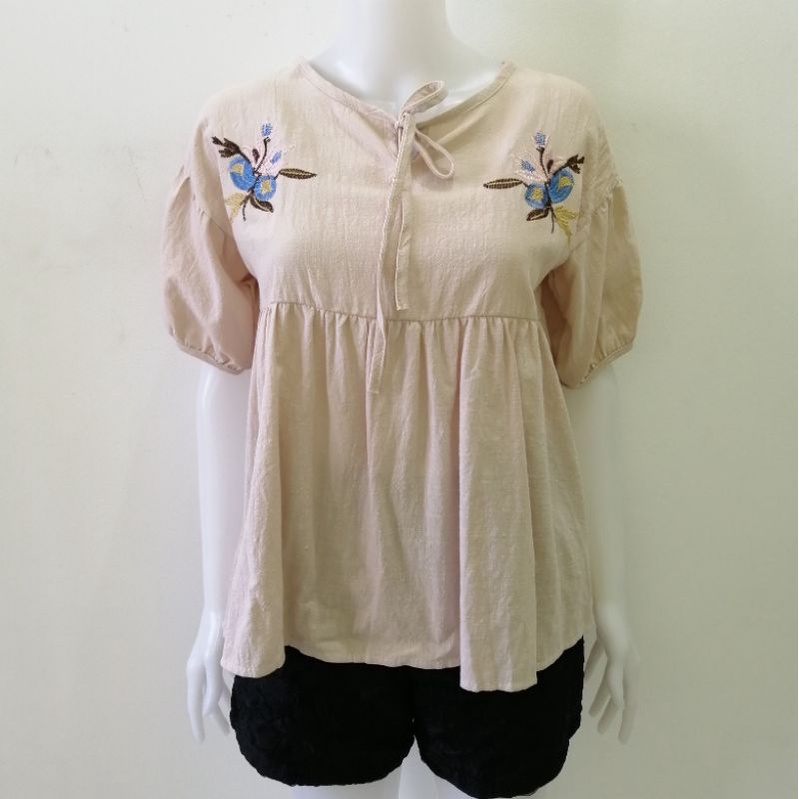 Blus katun khaki bordir bunga biru (babydoll embroidery top)