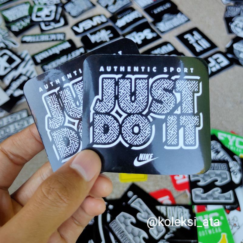 NIKE STIKER