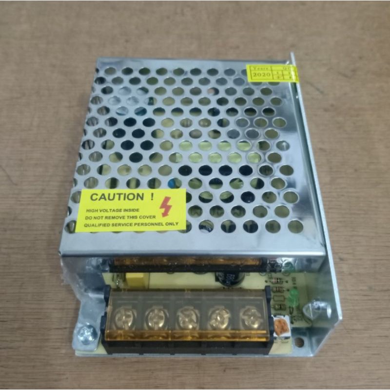 Power Supply 5A 12V