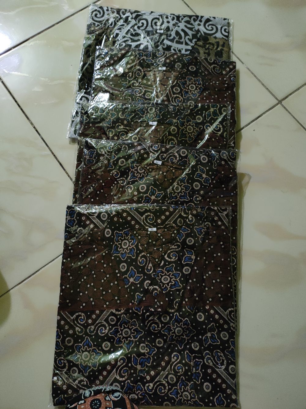 Batik Dolby Dolbi Dobby Doby Tenun Sutra Tulis Katun Atbm Baton Sarimbit Couple Pkl Hem Sogan Srg30x