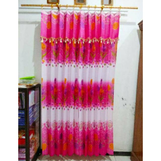 Gorden motif bunga tulip