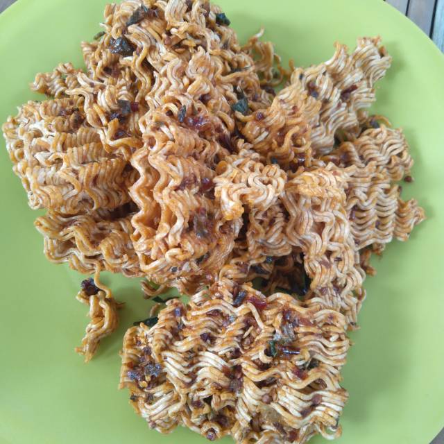 

Mie Iting 500gr cemilan pedas gurih enak murah