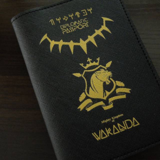 Cover passport holder sampul paspor Brown Tartan Custom Nama wakanda black panther