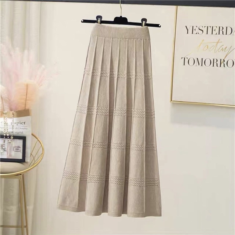 ROK RAJUT IMPOR PANJANG KOREAN STYLE MOTIF GARIS VERTIKAL