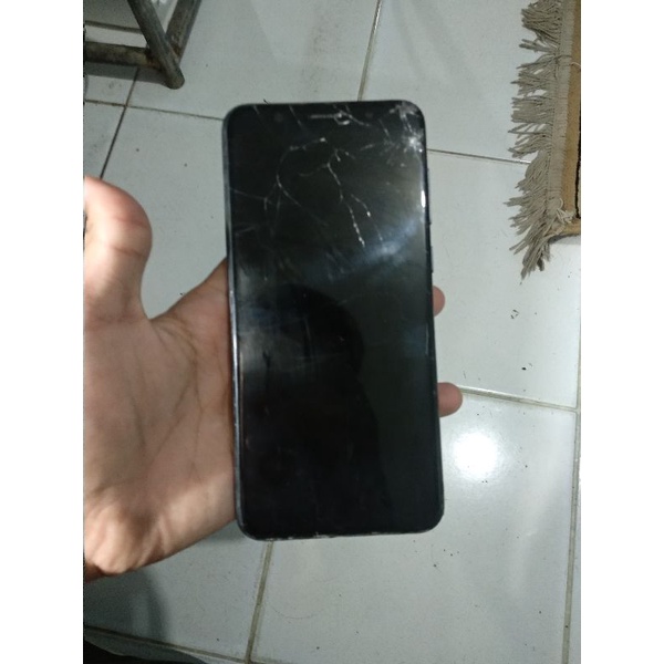 Asus max pro M1 mati LCD pecah