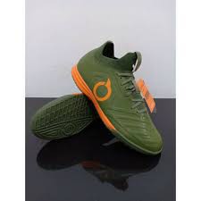Ortuseight Forte Valkyrie IN (Sepatu Futsal) - Military Green/Ortrange