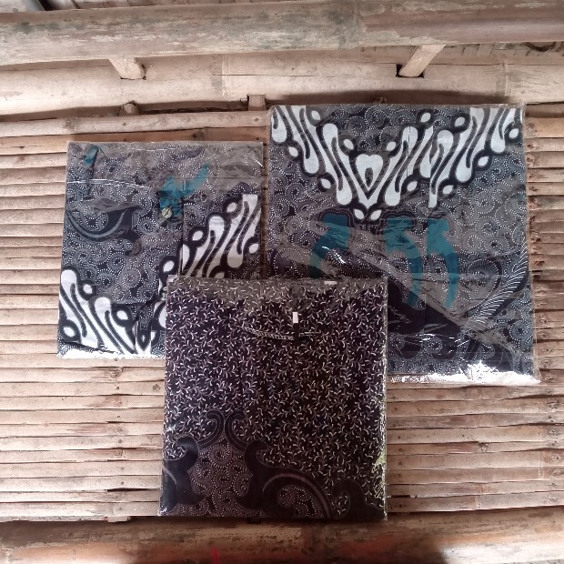 Batik Couple Keluarga Sania Ruffle Ori Ndoro Jowi Dnt Motif Sakura Merah Termurah Shopee