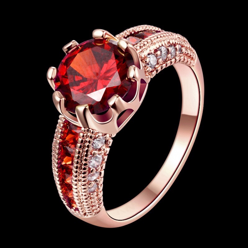 Pasangan Cincin Berlian dengan Berlian Mawar Emas