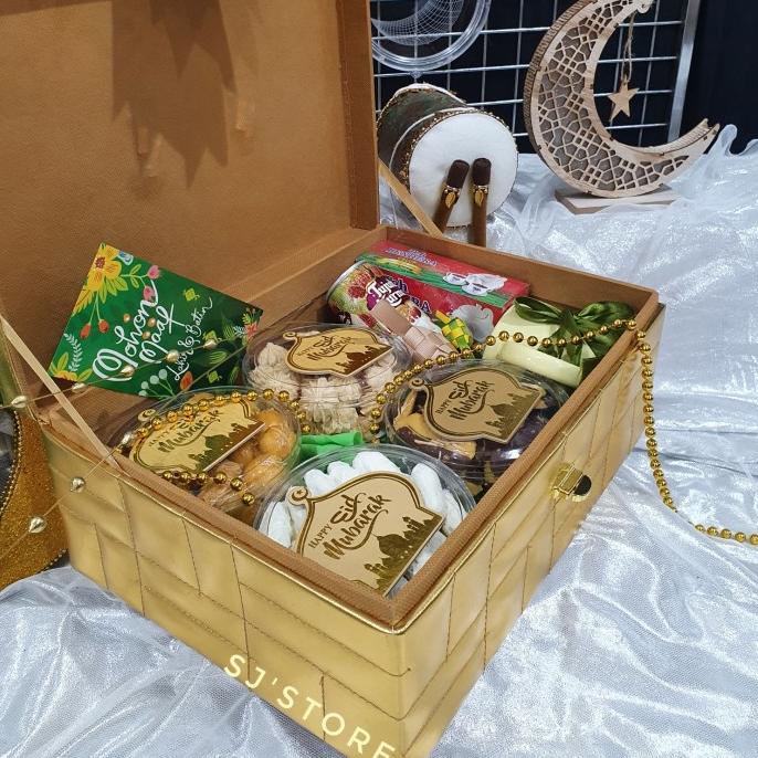 

PAKET BOX EMAS HAMPERS LEBARAN IDUL FITRI KUE KERING XCD521XS