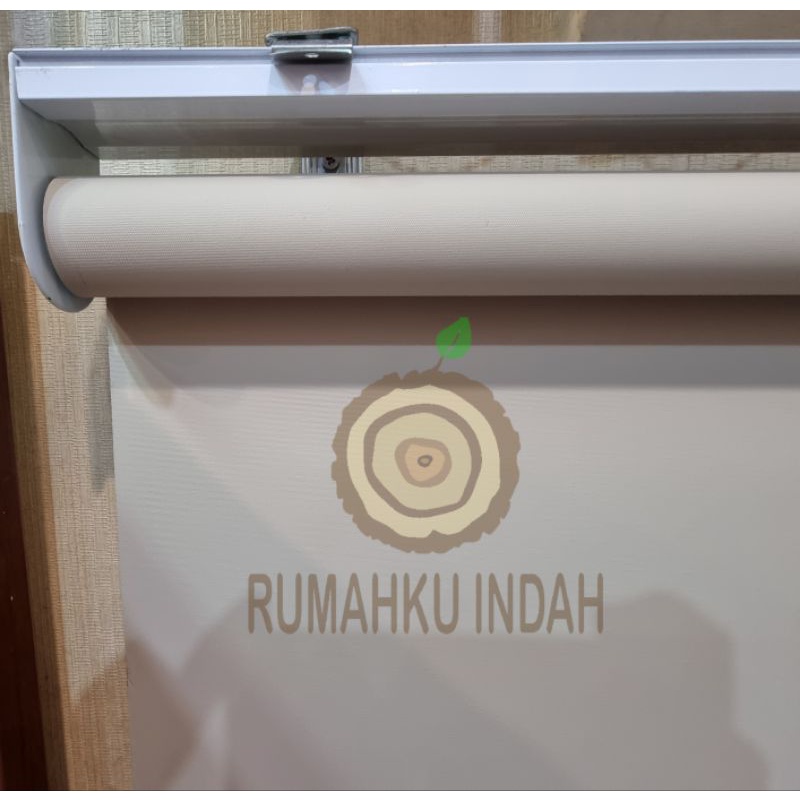 roller blind chain system. dimout motif