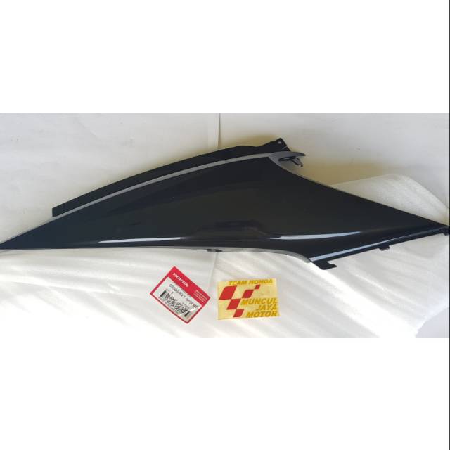 Cover Body Kanan Beat Lama Hitam 83500-KVY-960FMB