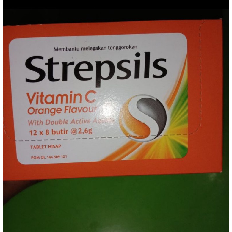 

STREPSIL PERMEN PELEGA TENGGOROKAN - PER BOX (12 BKS@8 BUTIR) - RASA VITAMIN C