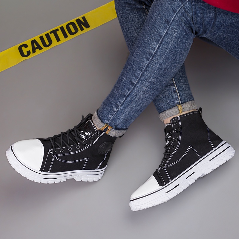 Sepatu Sneakers Pria Casual Fashion Kekinian Trendy Sport Olahraga Kets Outdoor Original Import Kasu