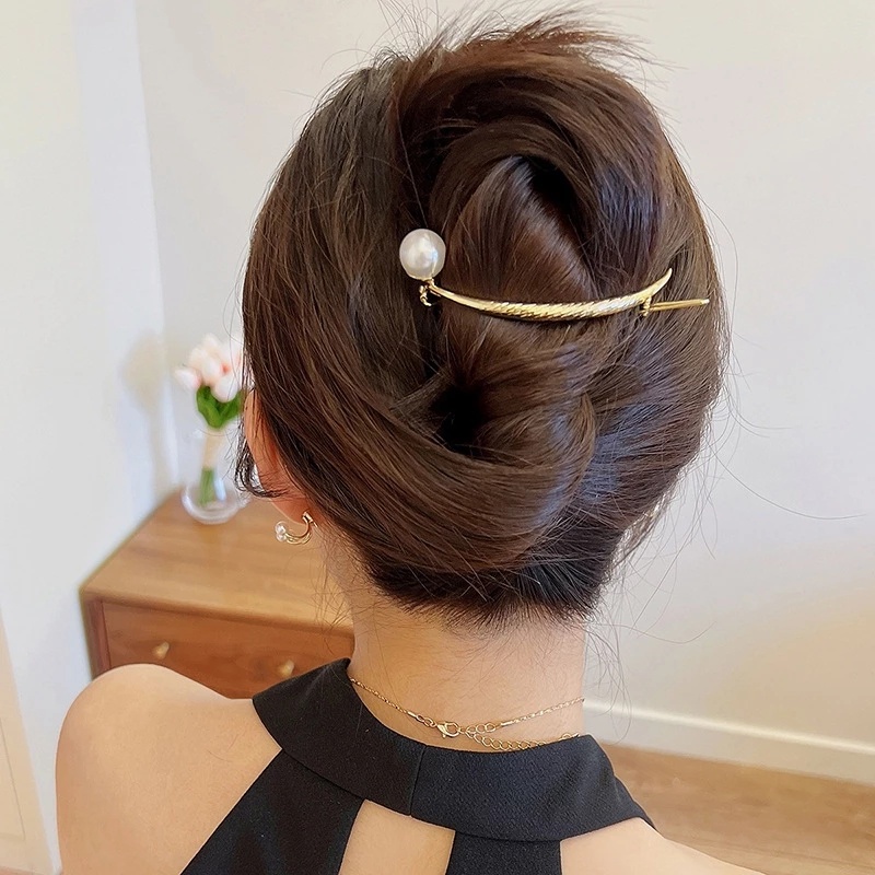 Jepit Rambut Bahan Alloy Aksen Mutiara Dan Berlian Imitasi Gaya Korea Untuk Wanita