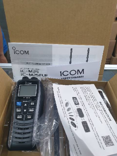 HT ICOM IC-M25 VHF MARINE HANDIE TALKIE MARINE M25 M25