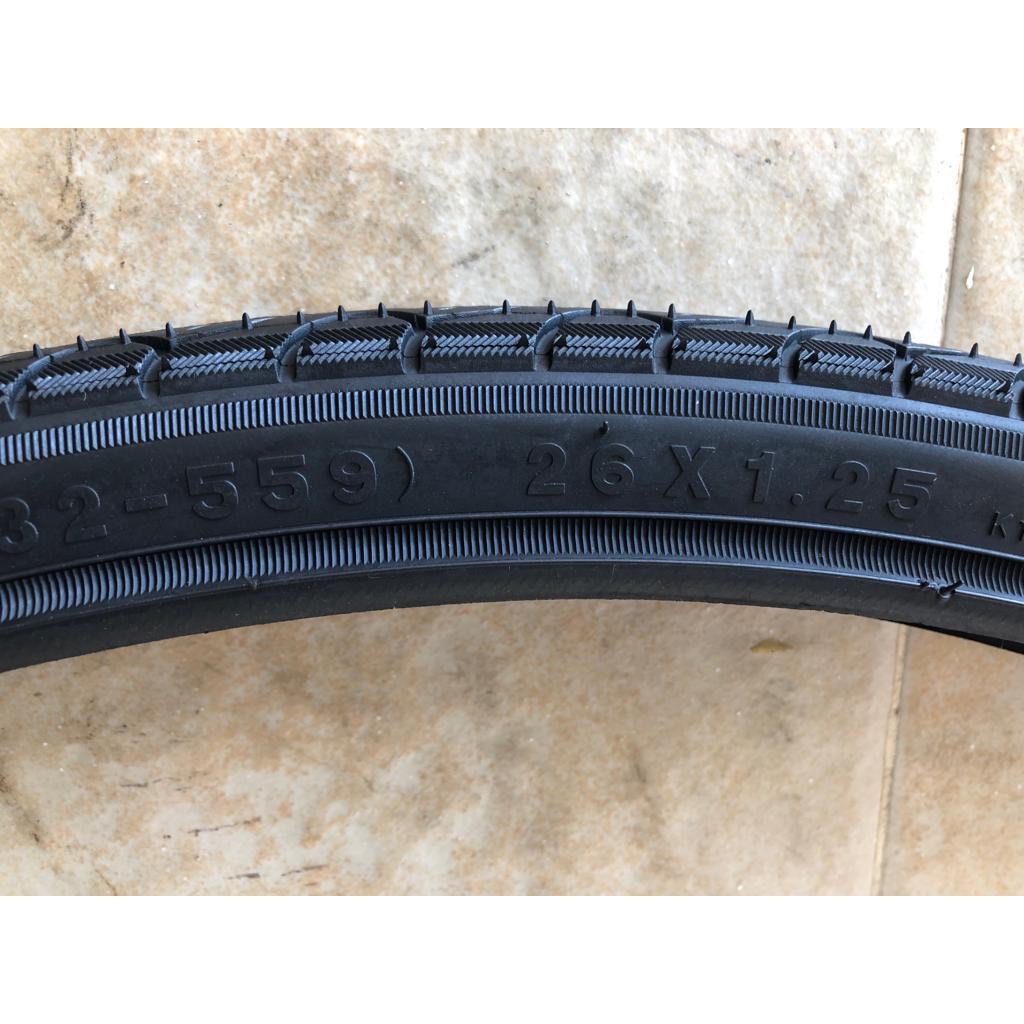 Ban Luar Sepeda 26 x 1.25 Kenda Kwest