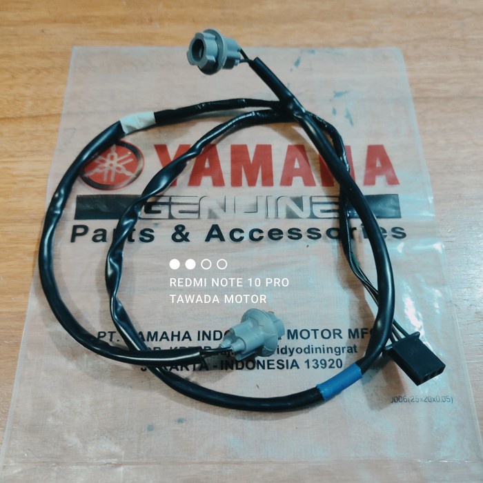 SOKET FITING LAMPU SEN DEPAN YAMAHA AEROX 155