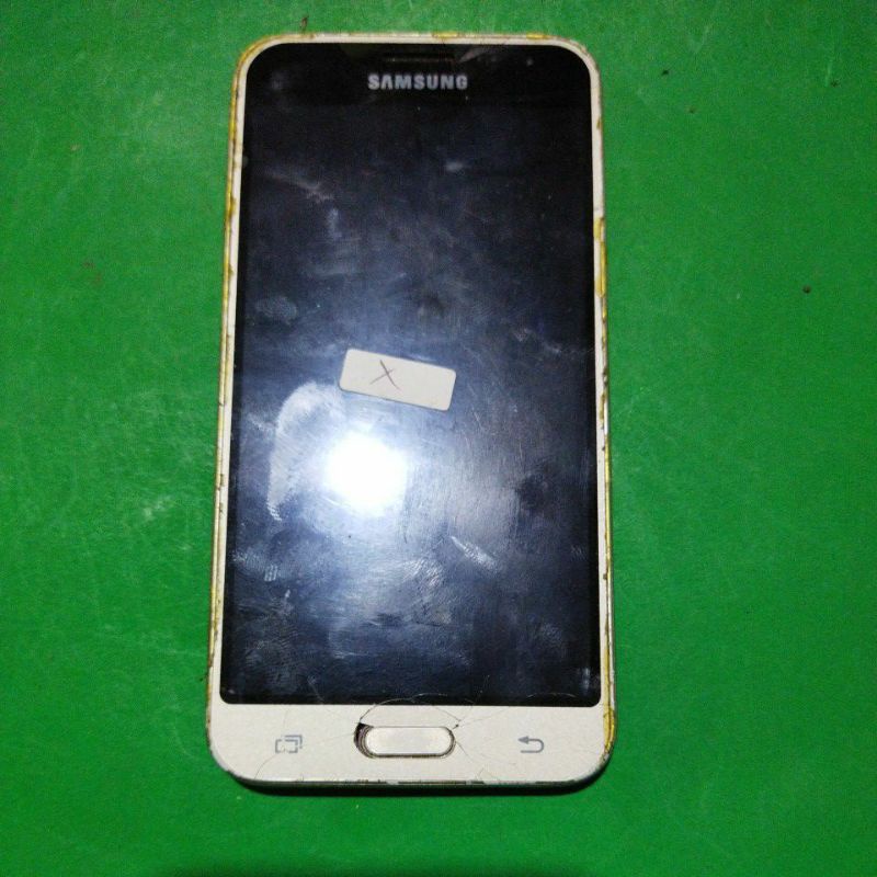 samsung J320g