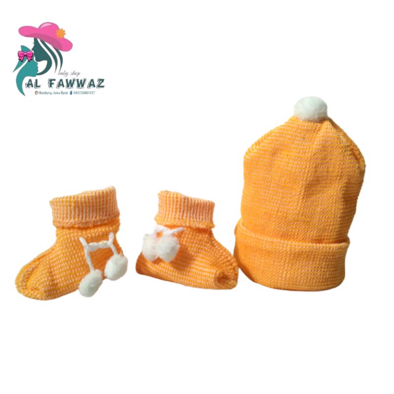 Topi bayi rajut set polos