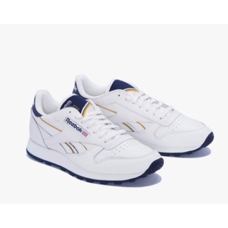 reebok old running shoes