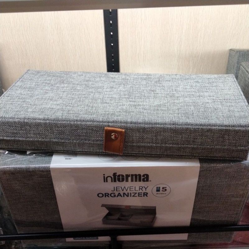 Informa jewelry box