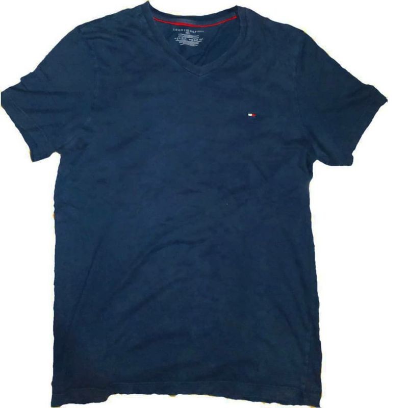 Kaos Tommy Hilfiger dan crewneck spalding