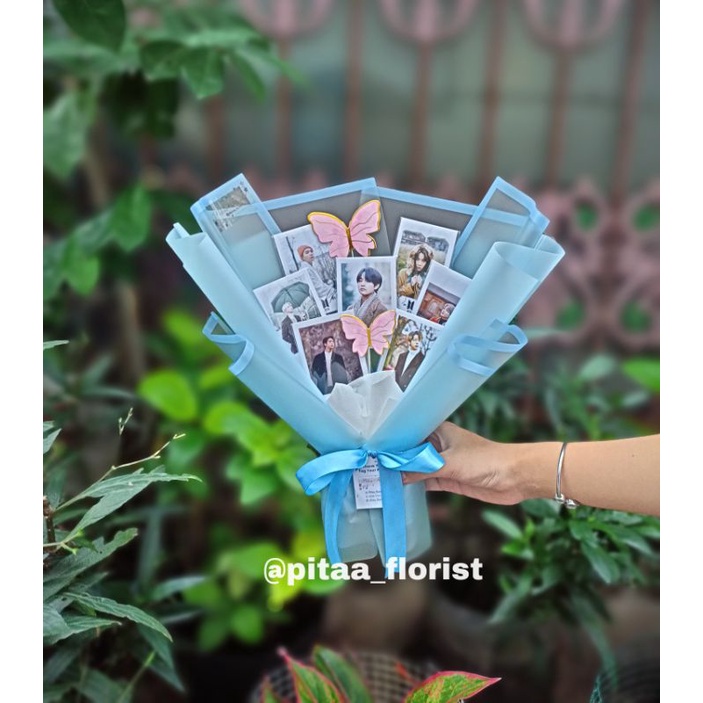 Buket Foto Polaroid / Buket Foto K-Pop /Hadiah Wisuda /Buket Foto Murah