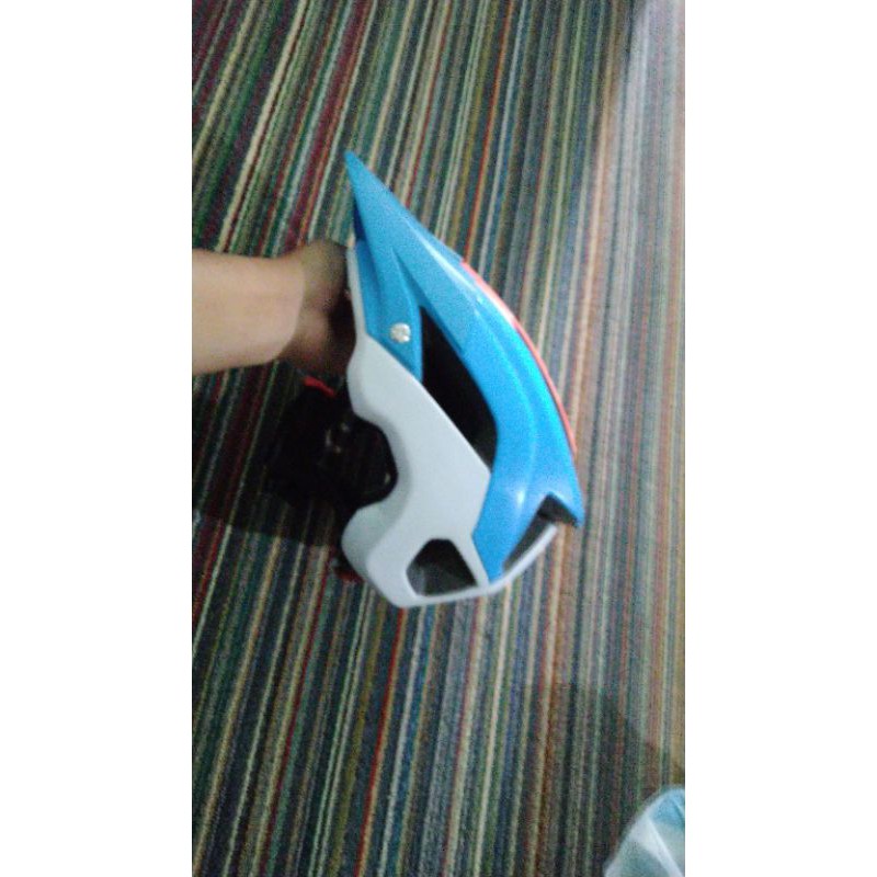 helm sepeda cairbull