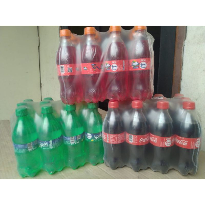 

Coca Cola / Fanta / Sprite Botol 390 ML Lusinan/Per Dus- Murah