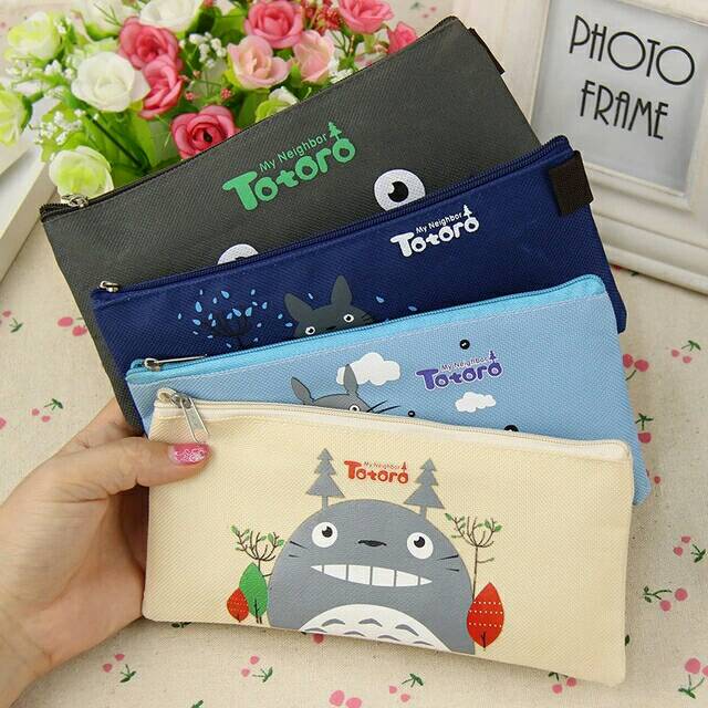 

Tempat pensil Totoro