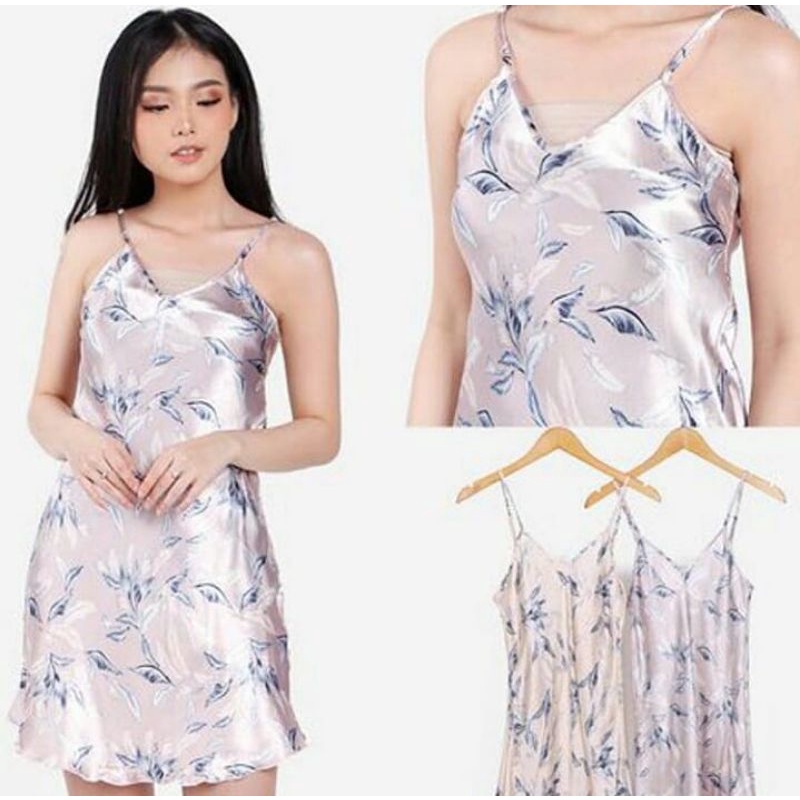 Daster Satin Sexy / Lingerie Aneka Motif / Daster tali satu