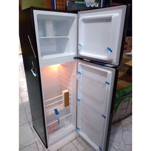 Kulkas CHANGHONG/CHIQ 2 pintu CRF-238/CTM-228(will kota cirebon)