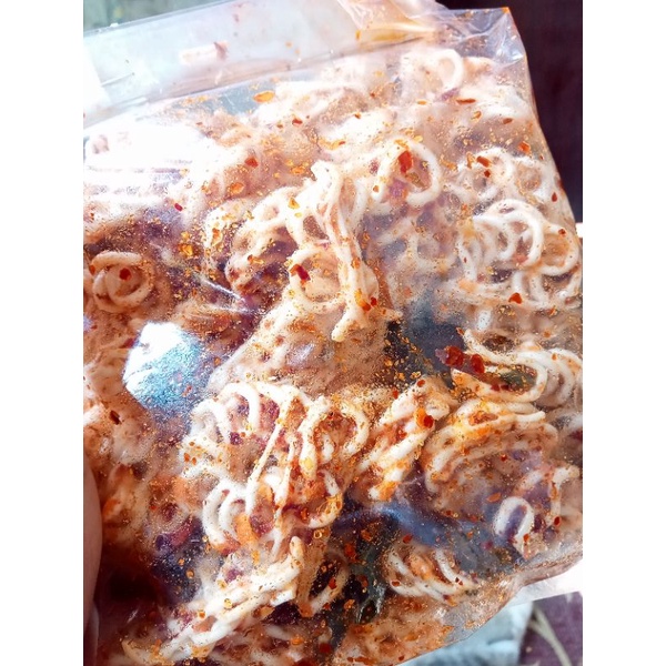 

pedo pedas extra daun jeruk,krupuk pedo pedas,kerupuk bunga mawar,seblak bandung;cemilan kering,pedas dan gurih