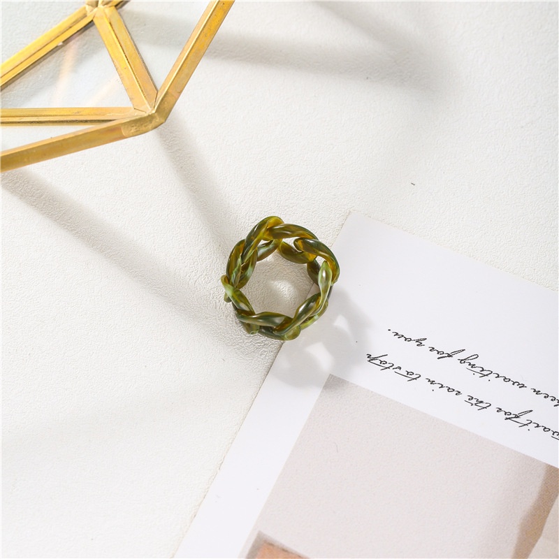 Korean Style Acetic Acid Amber Color Simple Style Women Rings for Girlfriend Gift