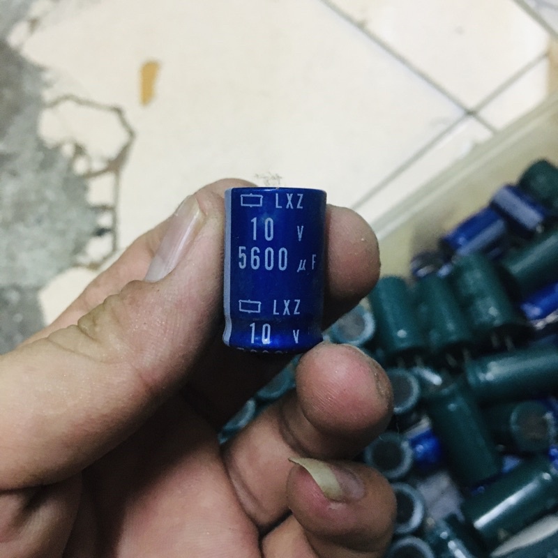 Elco 5600uf 10v biru