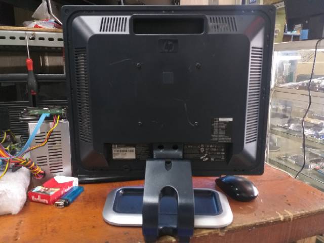 Monitor LCD 17 inci Kotak merk Hp.dell.samsung.acer.LG.Lenovo