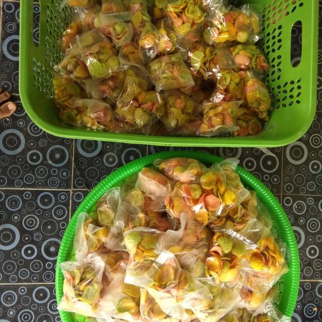 

Kemplang singkong khas bangka