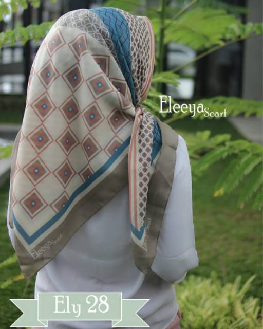 HIJAB SEGIEMPAT MOTIF ELY 28 || Eleeya Scarf