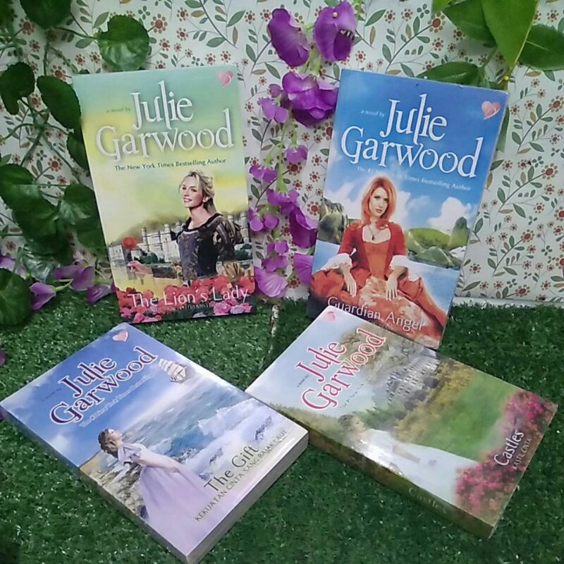 The Lion's Lady, Guardian Angel, The Gift, Castles by Julie Garwood