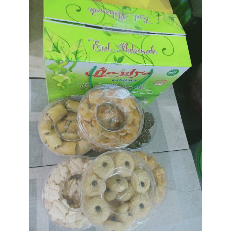 

paket kue lebaran