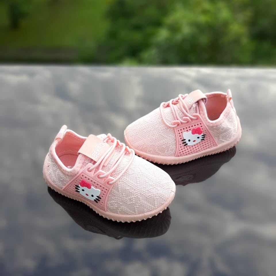 E14 Sepatu Sneaker Anak Perempuan Import Umur 1 2 3 4 thn - BEKRO Hello Kitty