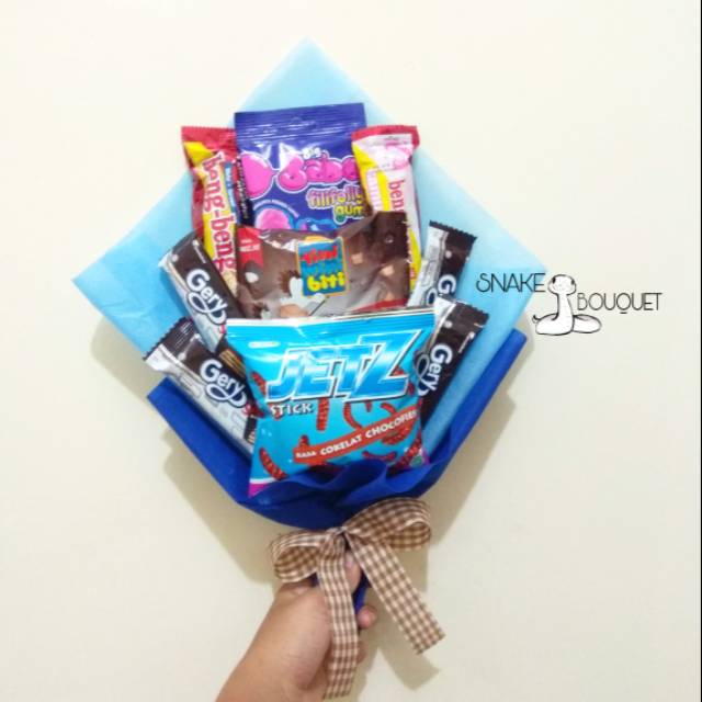 

snack bouquet buket snack hadiah wisuda / ulang tahun