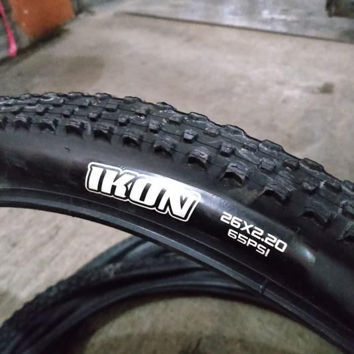 maxxis ikon 26