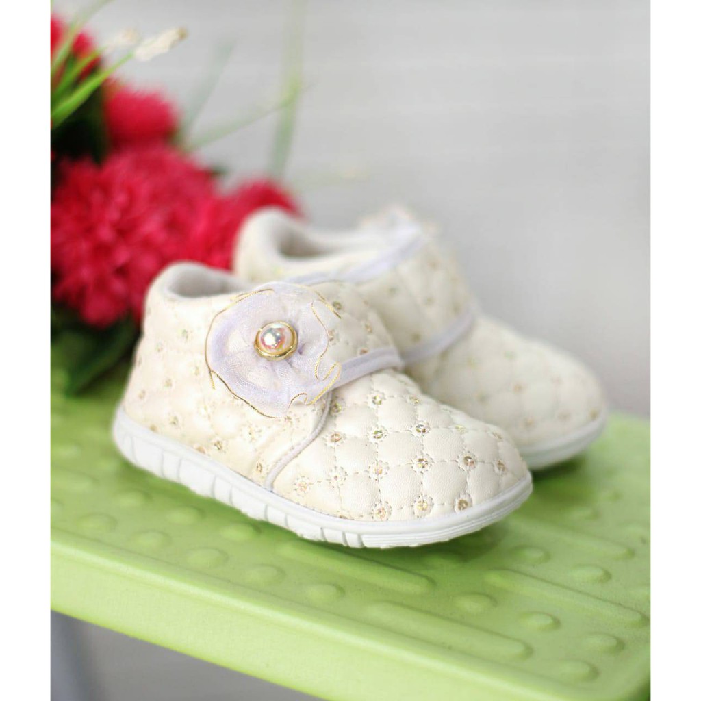 Sepatu Bayi Perempuan Bunyi / DI-18