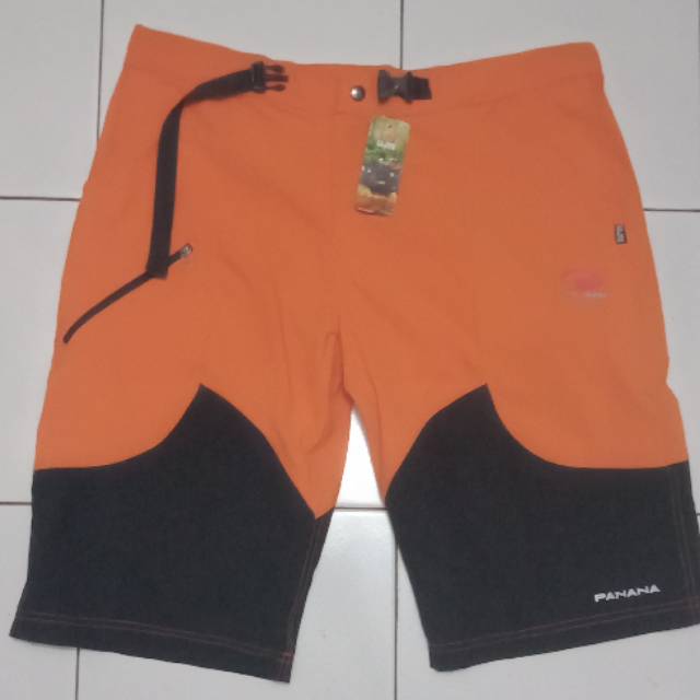 CELANA PENDEK CLAW PANANA